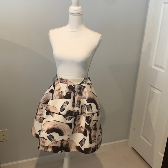 H&M Dresses & Skirts - H&M Abstract print Full Skirt